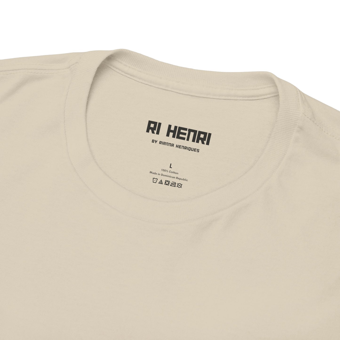 Unisex Heavy Cotton Tee - Lips cut-out design
